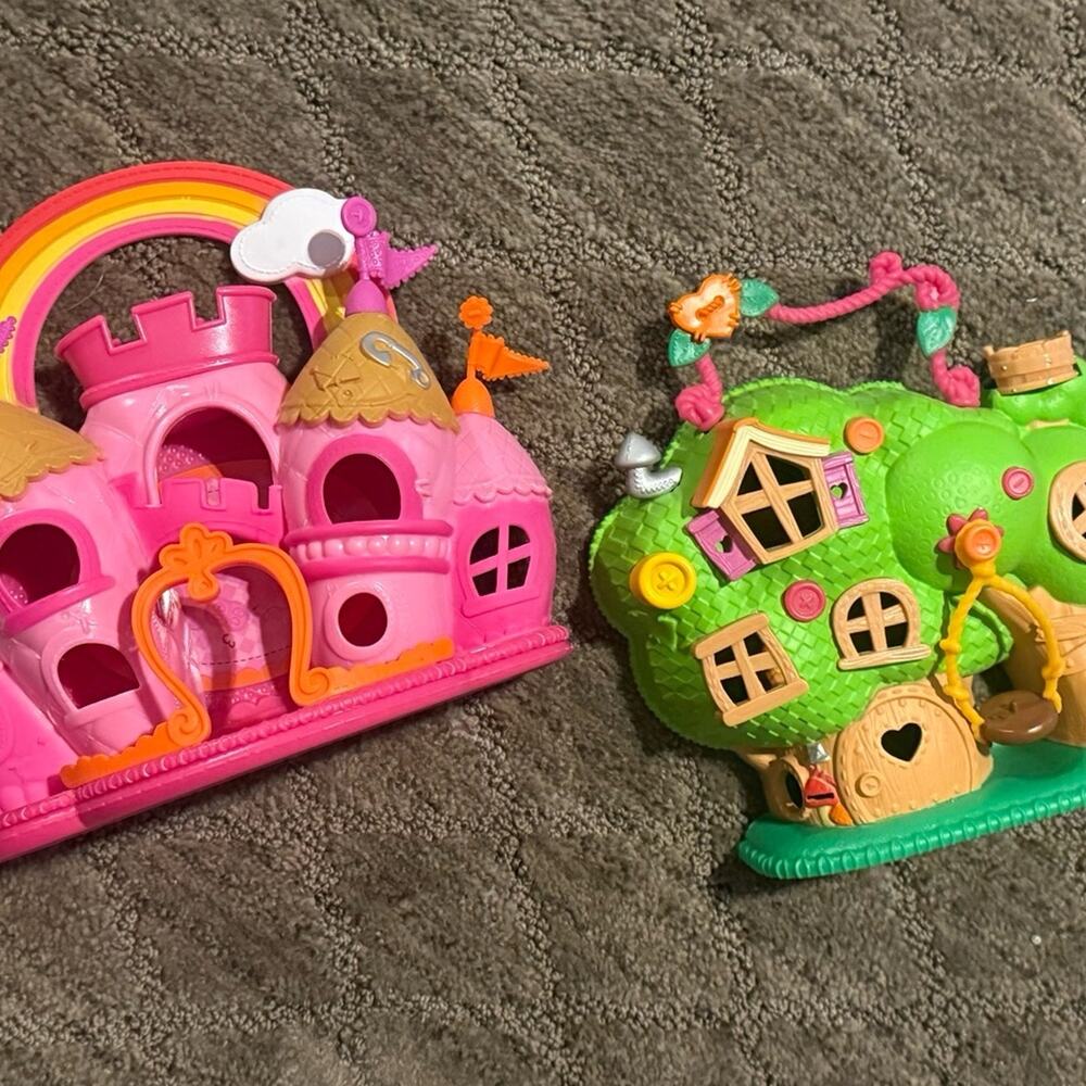 Lalaloopsy Tinies Sew Royal Castle & Treehouse Blossom Flowerpot Play ‘n Go MGA